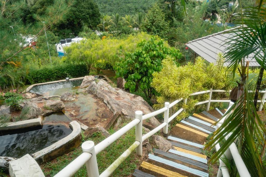 Durian Ecolodge Tampin Exterior foto